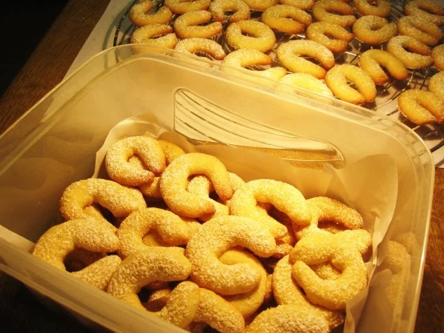 Rezept: Vanillekipferl ... etwa 80 Stück Bild Nr. 5 Vanillekipferl ... etwa 80 Stück - Rezept - Bild Nr. 5