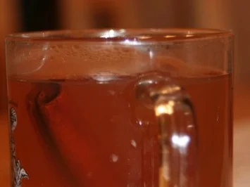 Weihnachtlicher Honig-Ananas-Tee - Rezept