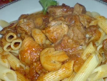 Gulasch mit Champignons - Rezept - Bild Nr. 3