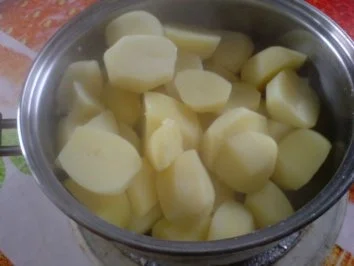 Rezept: Selbst gemachtes Kartoffelpüree mit Reste Bild Nr. 6 Selbst gemachtes Kartoffelpüree mit Reste - Rezept - Bild Nr. 6