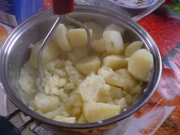 Rezept: Selbst gemachtes Kartoffelpüree mit Reste Bild Nr. 8 Selbst gemachtes Kartoffelpüree mit Reste - Rezept - Bild Nr. 8