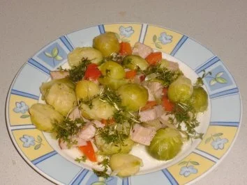 Rezept: Rosenkohl mit Kassler Rosenkohl mit Kassler - Rezept