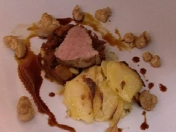 Medaillon und Bries vom Milchkalb an Tomaten-Pfifferlings-Ragout - Rezept