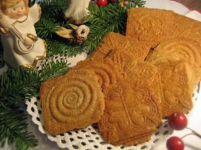 Rezept: Zimtwaffeln .... etwa 90 Stück Zimtwaffeln .... etwa 90 Stück - Rezept