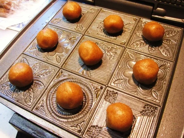 Rezept: Zimtwaffeln .... etwa 90 Stück Bild Nr. 6 Zimtwaffeln .... etwa 90 Stück - Rezept - Bild Nr. 6