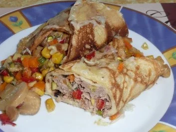 Rezept: Gefüllte Pfannkuchen überbacken Bild Nr. 5 Gefüllte Pfannkuchen überbacken - Rezept - Bild Nr. 5