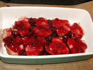 Rezept: Schweinefilet unter Preiselbeer-Camembert Haube Bild Nr. 5 Schweinefilet unter Preiselbeer-Camembert Haube - Rezept - Bild Nr. 5