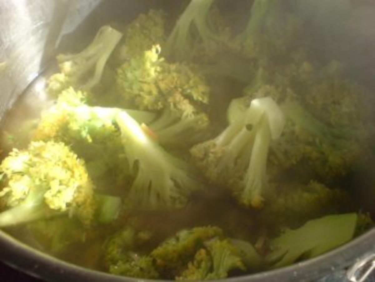 Überbackene Broccolinudeln - Rezept - Bild Nr. 6