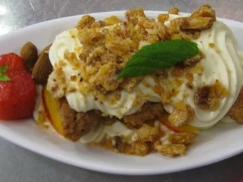 Mascarponecréme mit Cantuccini und Nektarinen - Rezept