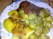 Kaninchenkeulchen mit Rosenkohl und Kartoffeln - Rezept