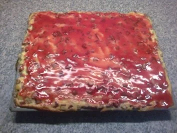 Rezept: Himmlischer Rhabarber Quark Vanille Blechkuchen Himmlischer Rhabarber Quark Vanille Blechkuchen - Rezept