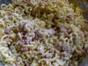 Nudelsalat á la "Hemer" - Rezept