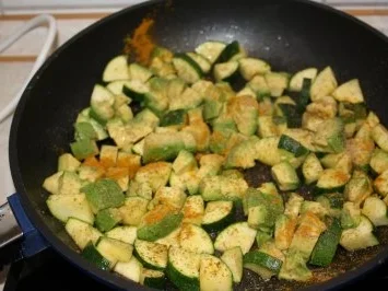 Gemüsepfanne: Avocado-Zucchini-Pfanne - Rezept - Bild Nr. 4