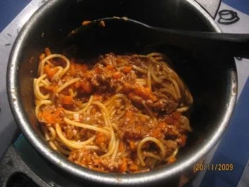 Spaghetti Bolognese - Rezept - Bild Nr. 8