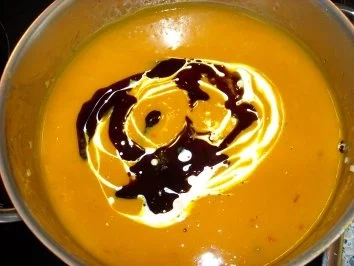 Rezept: Pasta mit Hokkaido-Sauce und weißen Bohnen Bild Nr. 4 Pasta mit Hokkaido-Sauce und weißen Bohnen - Rezept - Bild Nr. 4