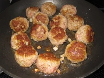 Kartoffel-Rosenkohl-Hackbällchen-Auflauf mit Schafskäse überbacken - Rezept - Bild Nr. 5