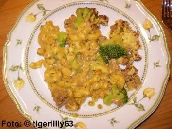 Rezept: Hackfleisch-Brokkoli-Auflauf Bild Nr. 3 Hackfleisch-Brokkoli-Auflauf - Rezept - Bild Nr. 3