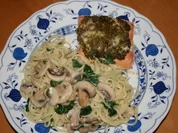 Lachs aus dem Backofen mit Spinat-Spaghetti - Rezept