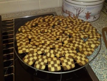 Weihnachtsplätzchen - Schwarz-Weiss-Gebäck - Rezept