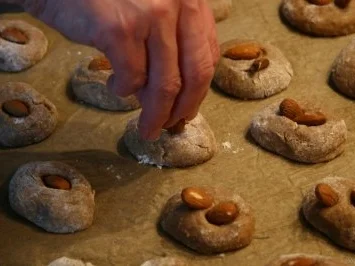 Lebkuchennüsschen - Rezept - Bild Nr. 7