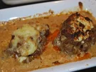 Annis gratinierte Bifteki in Metaxa-Sahne-Sauce - Rezept