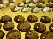 KLEINGEBÄCK - Schokoküsschen - Rezept