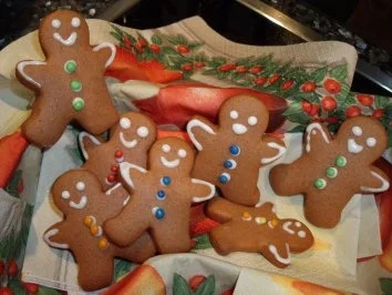 Rezept: Weihnachtsplätzchen: Lebkuchen-Männchen Weihnachtsplätzchen: Lebkuchen-Männchen - Rezept