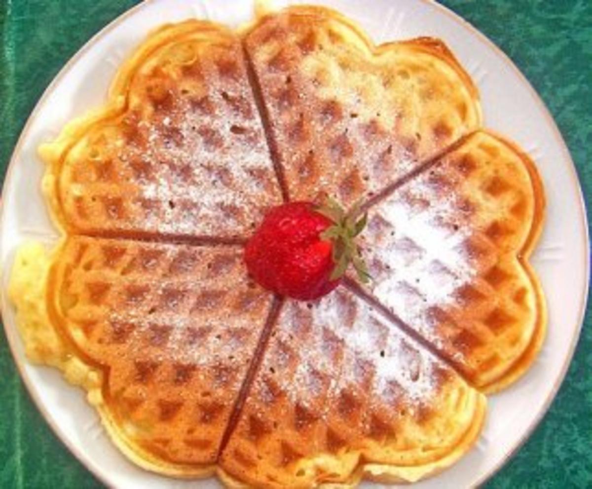 Bilder für Waffeln mit Butter und Eier Rezept