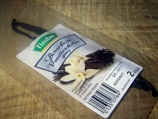 Vanillepudding, selbstgemacht - mit Himbeersoße - Rezept - Bild Nr. 2