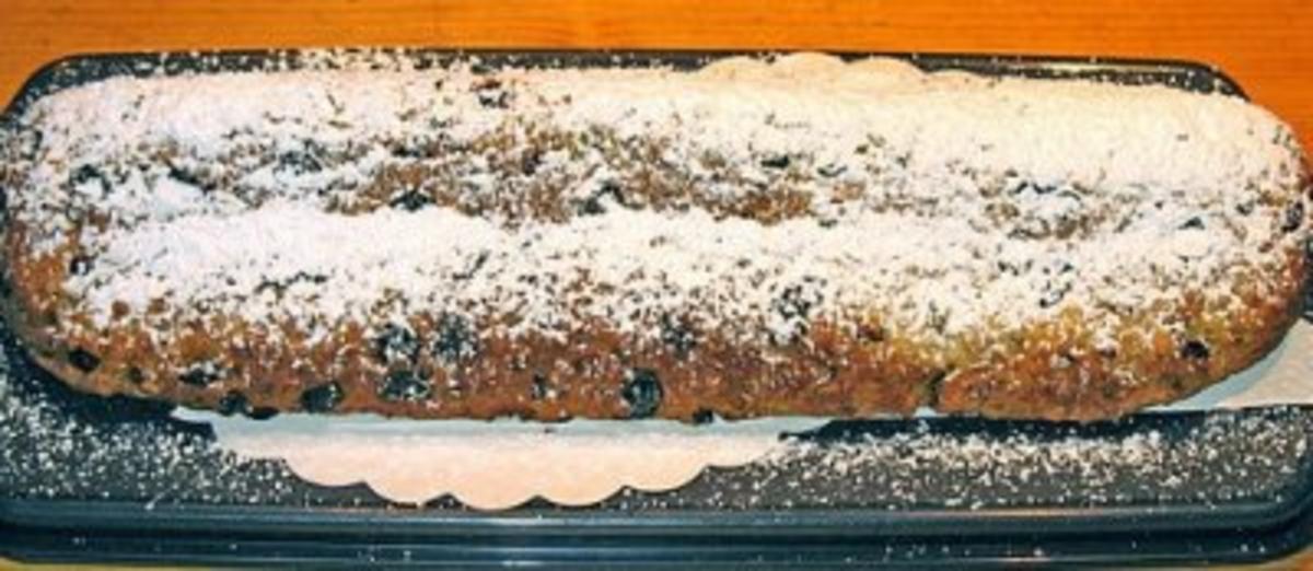 Bilder für Quarkstollen mit Mehl und Quark - Rezept