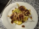 Mango-Frühlingszwiebel-Salat mit gegrilltem Hähnchenspießchen - Rezept