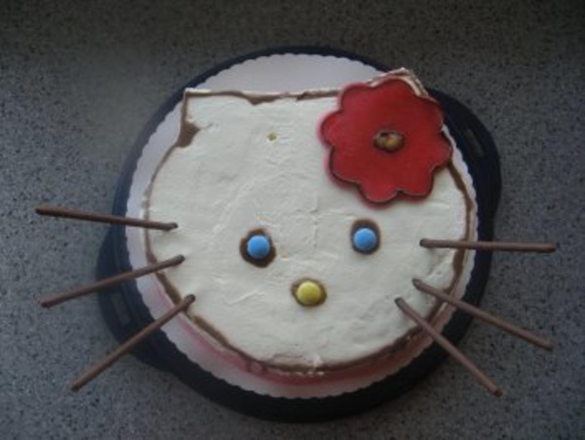 Hello-Kitty-Torte - Rezept