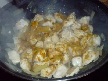 Rezept: Hähnchen-Curry mit Apfel Bild Nr. 11 Hähnchen-Curry mit Apfel - Rezept - Bild Nr. 11