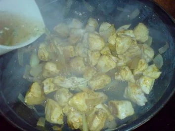 Rezept: Hähnchen-Curry mit Apfel Bild Nr. 12 Hähnchen-Curry mit Apfel - Rezept - Bild Nr. 12