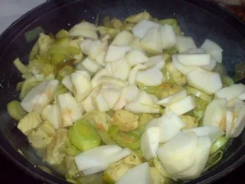 Rezept: Hähnchen-Curry mit Apfel Bild Nr. 19 Hähnchen-Curry mit Apfel - Rezept - Bild Nr. 19