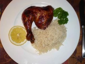 Vietnamesische Hähnchenschenkel mit Zitronenreis - Rezept