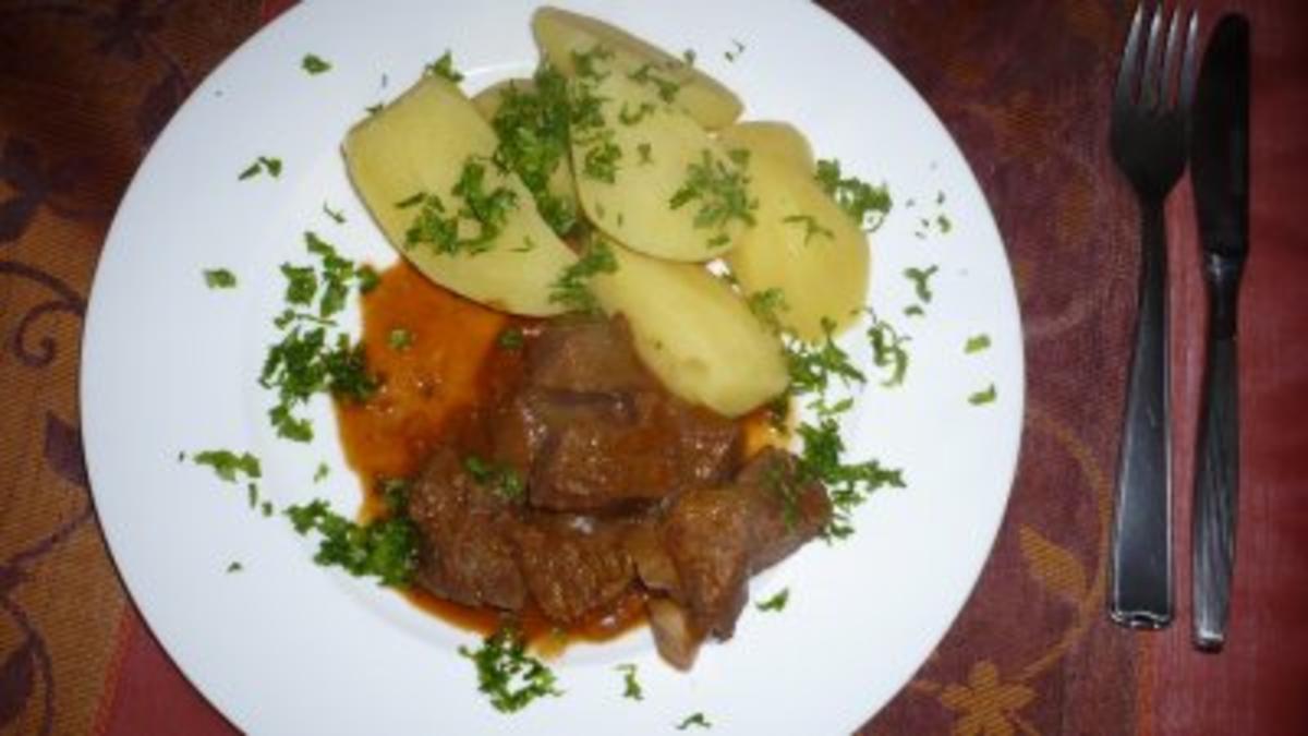 Bilder für Rindsragout in Biersauce - Rezept