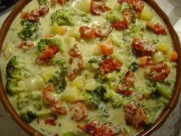 Gemüse-Auflauf mit Kräuter-Käse-Sauce und crossem Bacon - Rezept - Bild Nr. 7