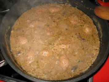 Hackklößchen im Champignon-Möhrensoße - Rezept - Bild Nr. 7