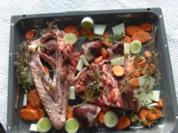 Gebratene Gans mit Kalbfleisch/Apfel/Maronen Füllung - Rezept