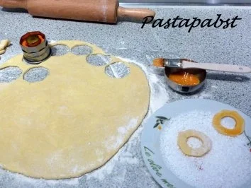 Rezept: Saure Sahne Kringel Bild Nr. 2 Saure Sahne Kringel - Rezept - Bild Nr. 2