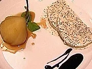 Mohneisparfait mit Honigbirnen - Rezept