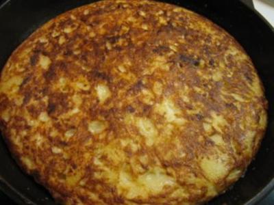 Tortilla de patatas - spanisches Kartoffelomelett - Rezept