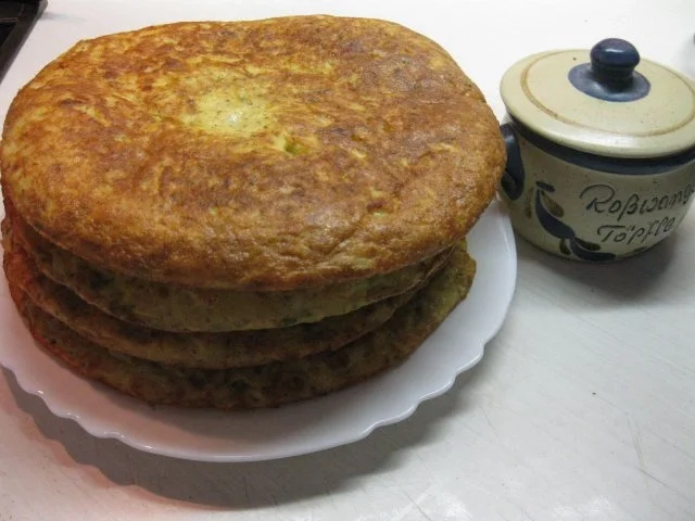 Rezept: Tortilla de patatas - spanisches Kartoffelomelett Bild Nr. 8 Tortilla de patatas - spanisches Kartoffelomelett - Rezept - Bild Nr. 8