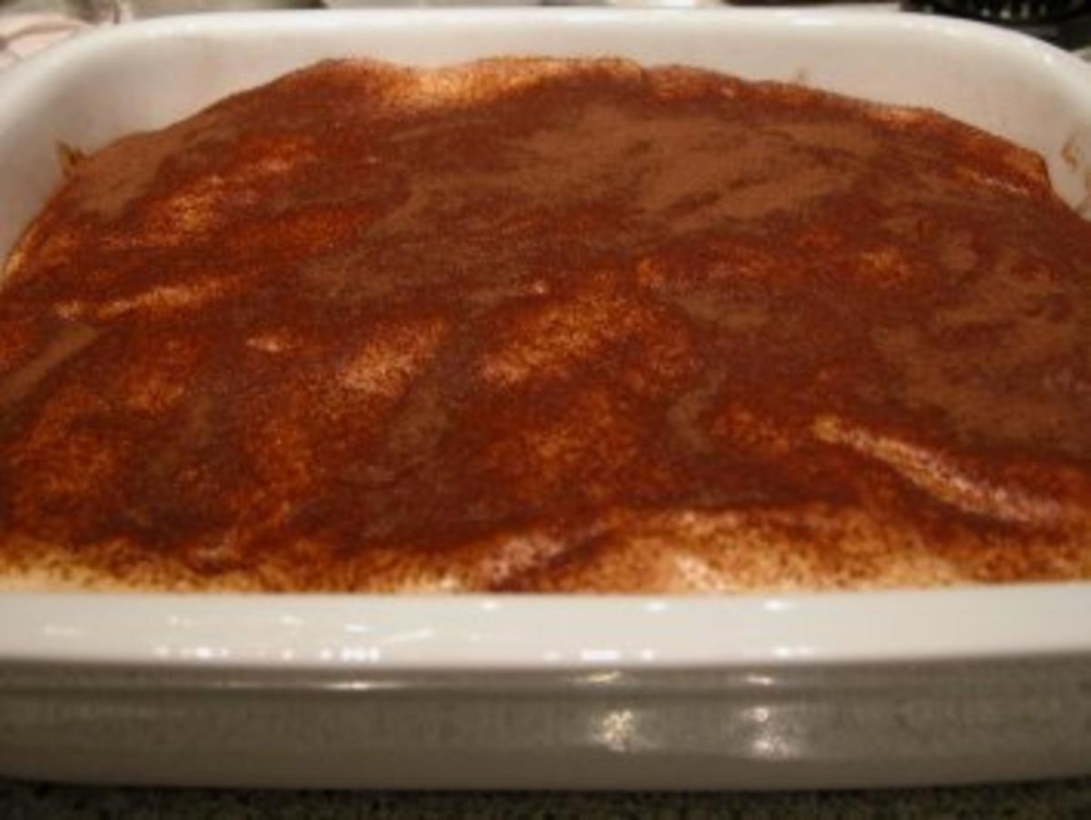 Bilder für Tiramisu mit Rum und Orangenlikör - Rezept