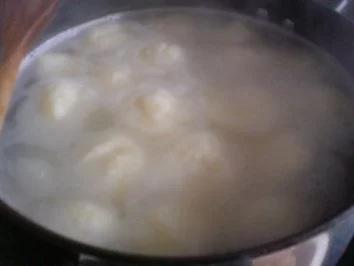 Rezept: Klöße nach Thüringer Art Bild Nr. 9 Klöße nach Thüringer Art - Rezept - Bild Nr. 9