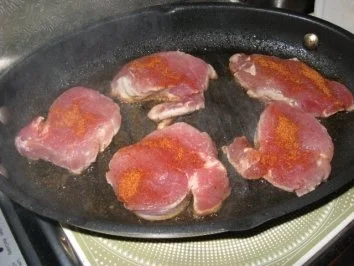 Schweinelendchen auf Kartoffelgratin unter Kartoffelkruste - Rezept - Bild Nr. 4