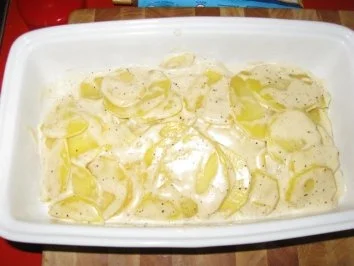 Schweinelendchen auf Kartoffelgratin unter Kartoffelkruste - Rezept - Bild Nr. 7