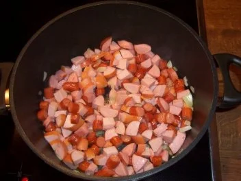 Gaby´s Wurschtguläschle Teil 2 - Rezept - Bild Nr. 2