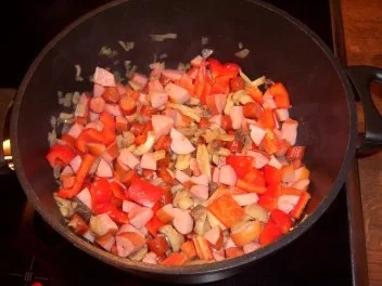 Gaby´s Wurschtguläschle Teil 2 - Rezept - Bild Nr. 3